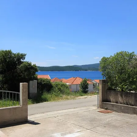 With A Parking Space Orebic, Peljesac - 10150